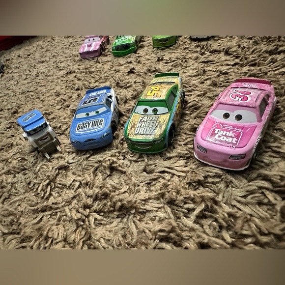 Disney Cars, Set of 18 Cars - Picture 8 of 10